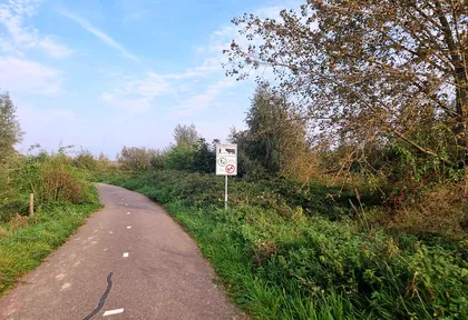 Route photo at kilometre 1.4