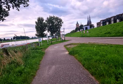 Route photo at kilometre 6