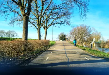 Route photo at kilometre 26.2