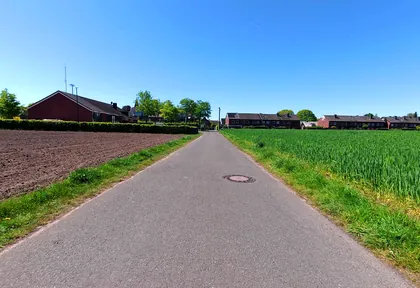 Route photo at kilometre 12.3