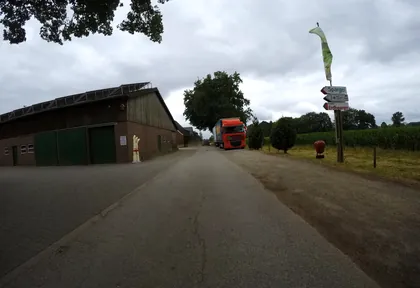 Route photo at kilometre 4.2