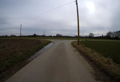 Route photo at kilometre 1