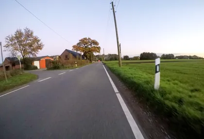 Route photo at kilometre 8.8