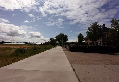 Route photo at kilometre 25.4