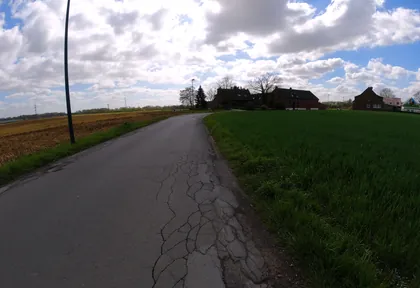 Route photo at kilometre 8