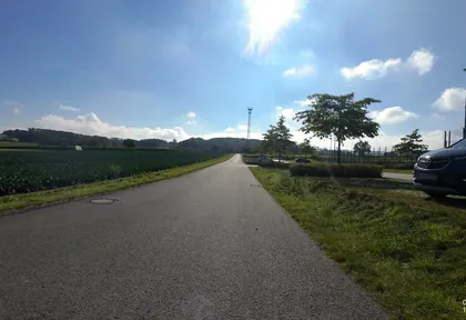 Route photo at kilometre 10.8