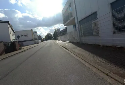 Route photo at kilometre 2.4
