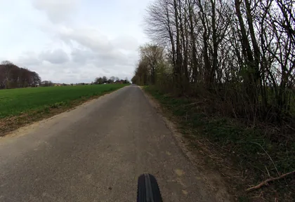 Route photo at kilometre 1