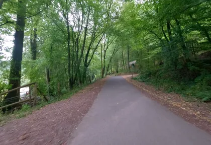 Route photo at kilometre 1