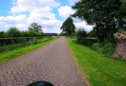 Route photo at kilometre 23.6