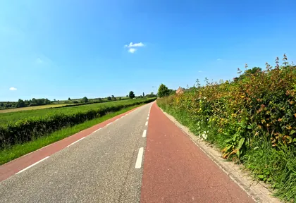 Routefoto bij kilometer 16,4