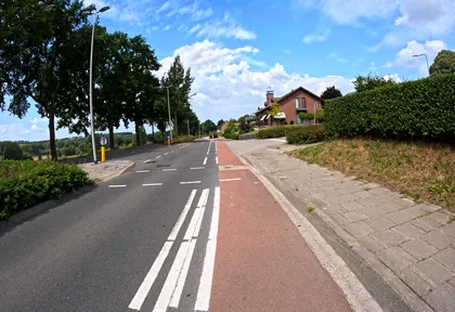 Routefoto bij kilometer 8